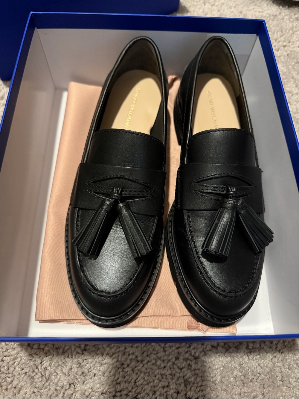Stuart Weitzman ADRINA TASSEL LOAFER